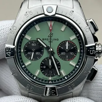 Breitling Chronomat B01 42 AB0147101L1A1 Replica - Mint Green Dial