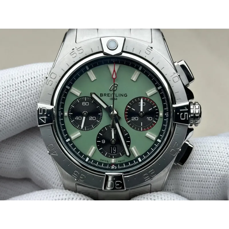 Breitling Chronomat B01 42 AB0147101L1A1 Replica - Mint Green Dial