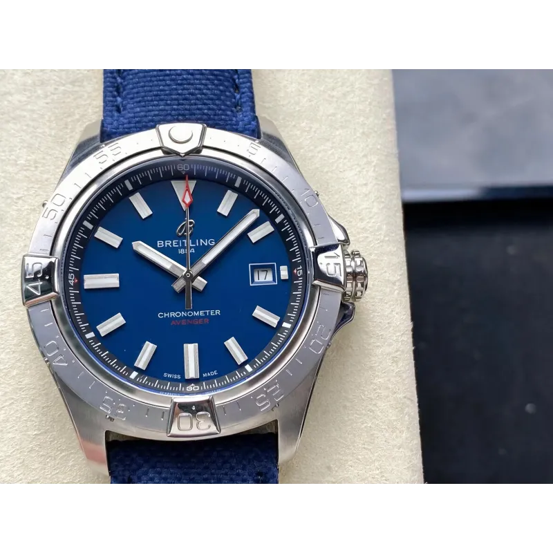 Breitling Avenger A17328101C1X1 Replica - Blue Dial Fluted Bezel