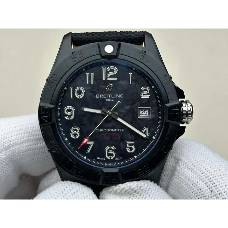 Breitling Avenger S17328101B1X1 Replica - Black Dial Fluted Bezel
