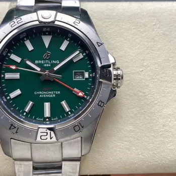 Breitling Avenger A32320101B1A1 Replica - Green Dial Fluted Bezel