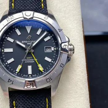 Breitling Avenger A32320101B1X1 Replica - Black Dial Fluted Bezel