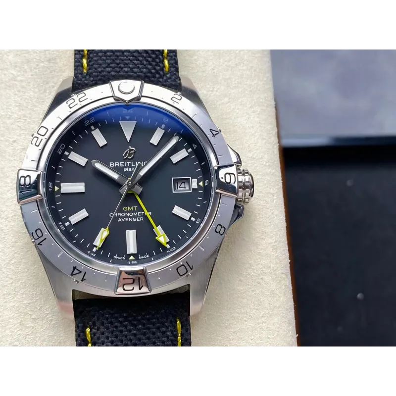 Breitling Avenger A32320101B1X1 Replica - Black Dial Fluted Bezel