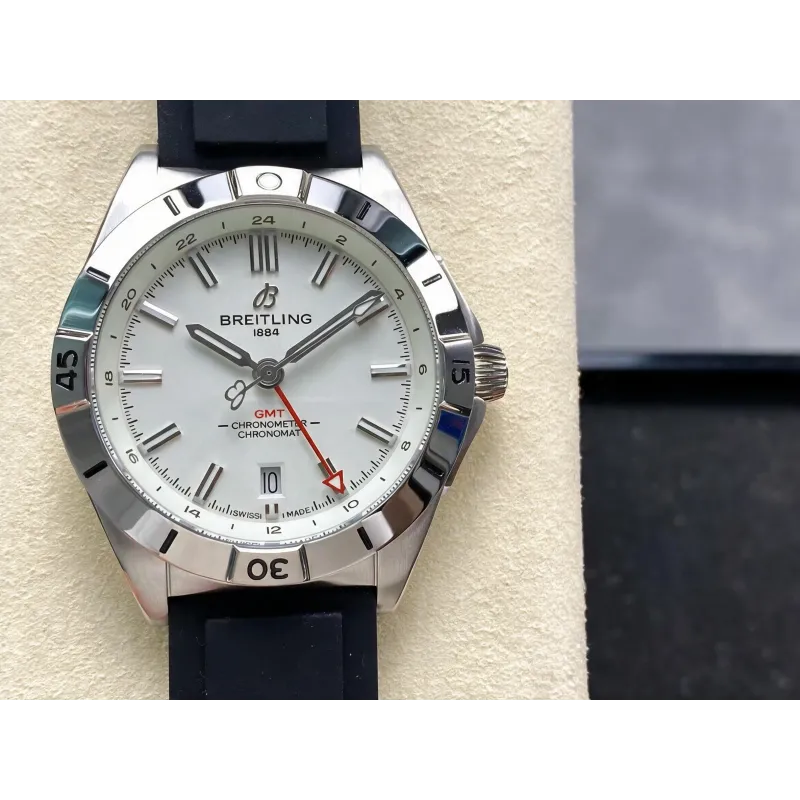 Breitling Chronomat A32398101A1A1 Replica - White Dial Fluted Bezel