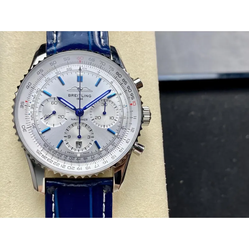 Breitling Navitimer AB0139A71G1P1 Replica - Silver Dial Fluted Bezel