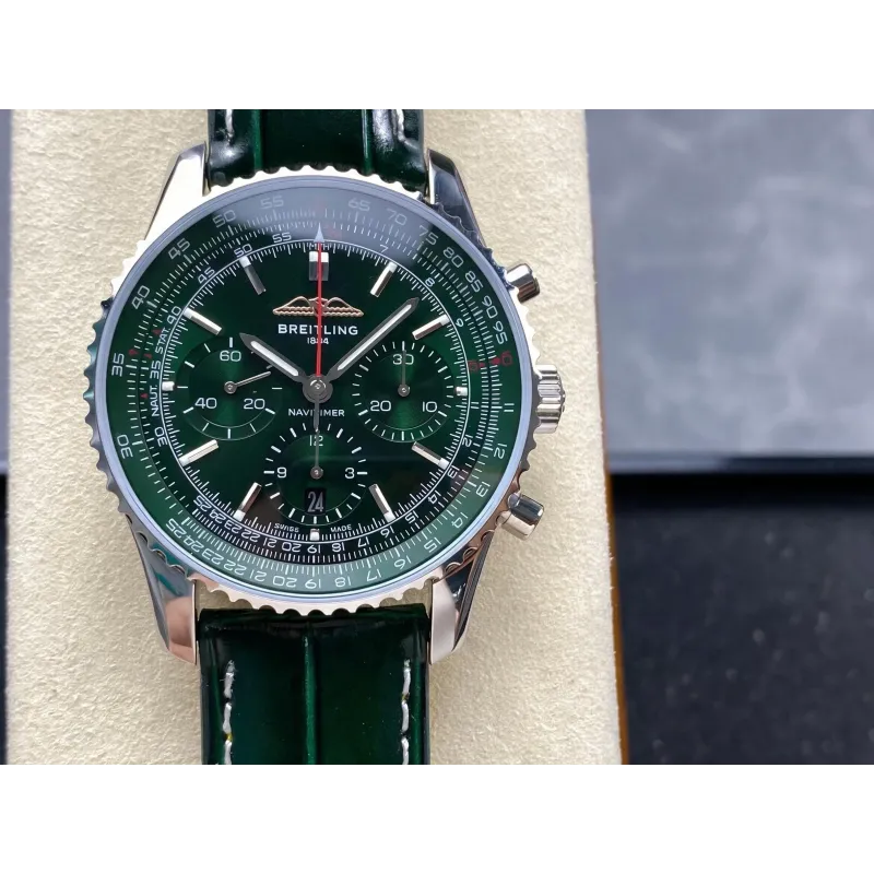 Breitling Navitimer AB01382B1L1P1 Replica - Green Dial Fluted Bezel