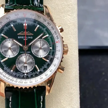 Breitling Navitimer RB01384A1L1P1 Replica - Green Dial Fluted Bezel