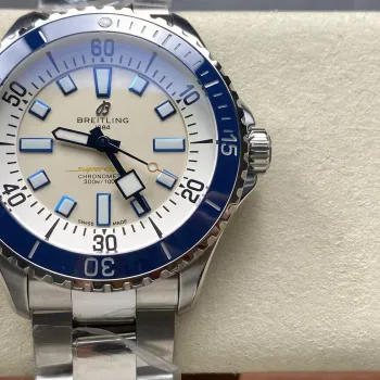 Breitling Superocean A17375E71G1A1 Replica - Silver Dial Stainless Steel