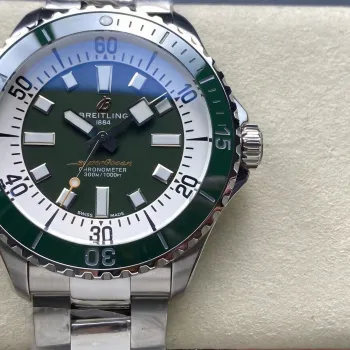 Breitling Superocean Automatic 44 A17376A31L1A1 Replica - Green Dial Stainless Steel