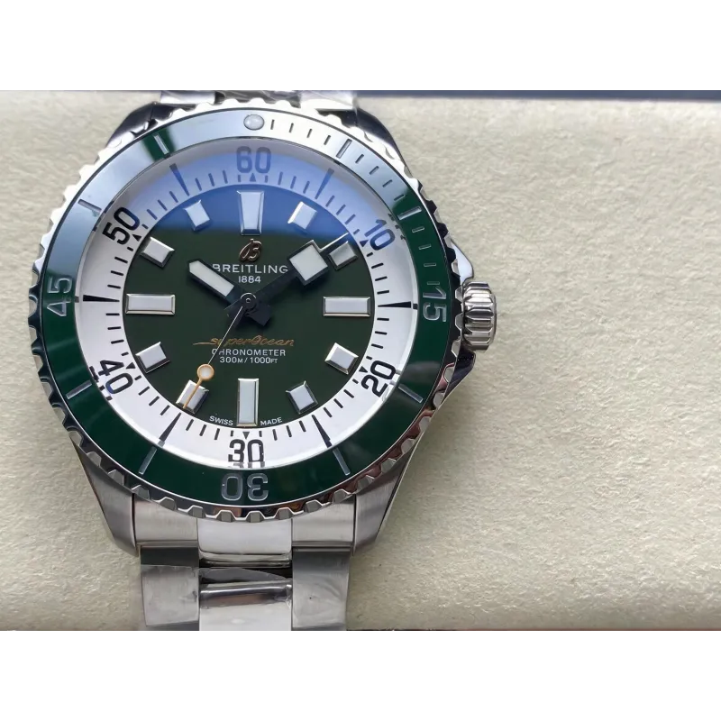 Breitling Superocean Automatic 44 A17376A31L1A1 Replica - Green Dial Stainless Steel