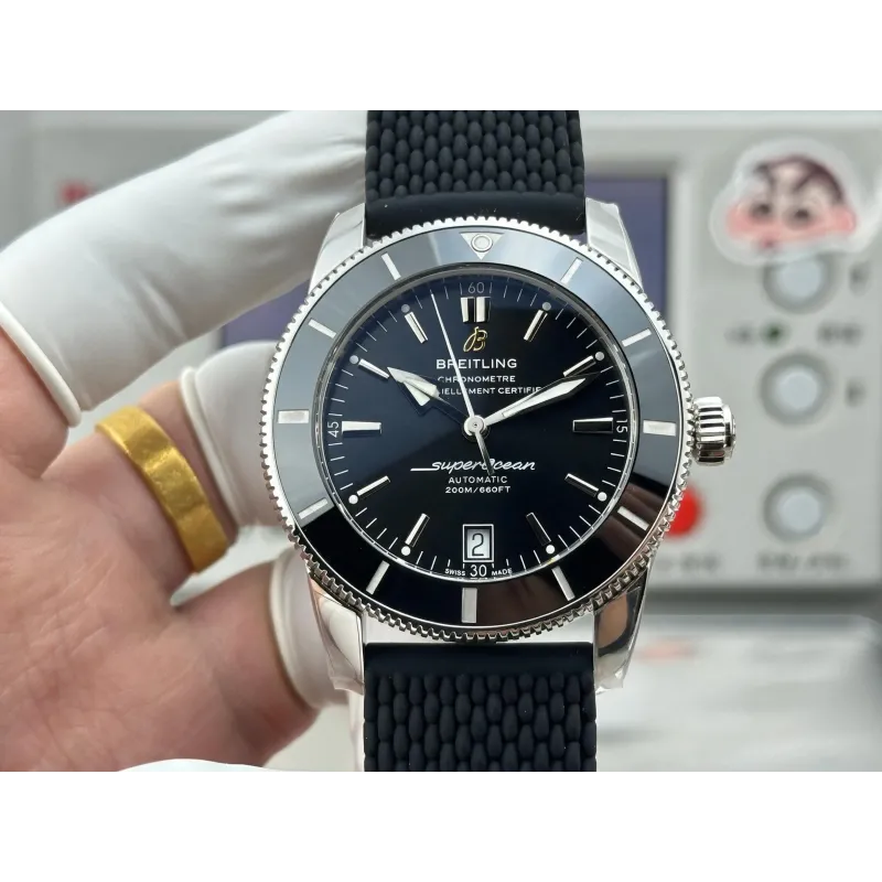 Breitling Superocean Heritage AB201012 Replica - Black Dial Rubber Strap