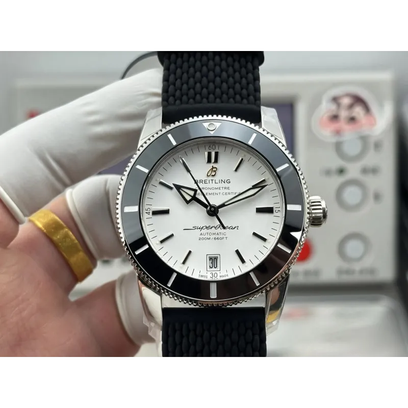 Breitling Superocean Heritage AB201012 Replica - Silver Dial Milanese Mesh