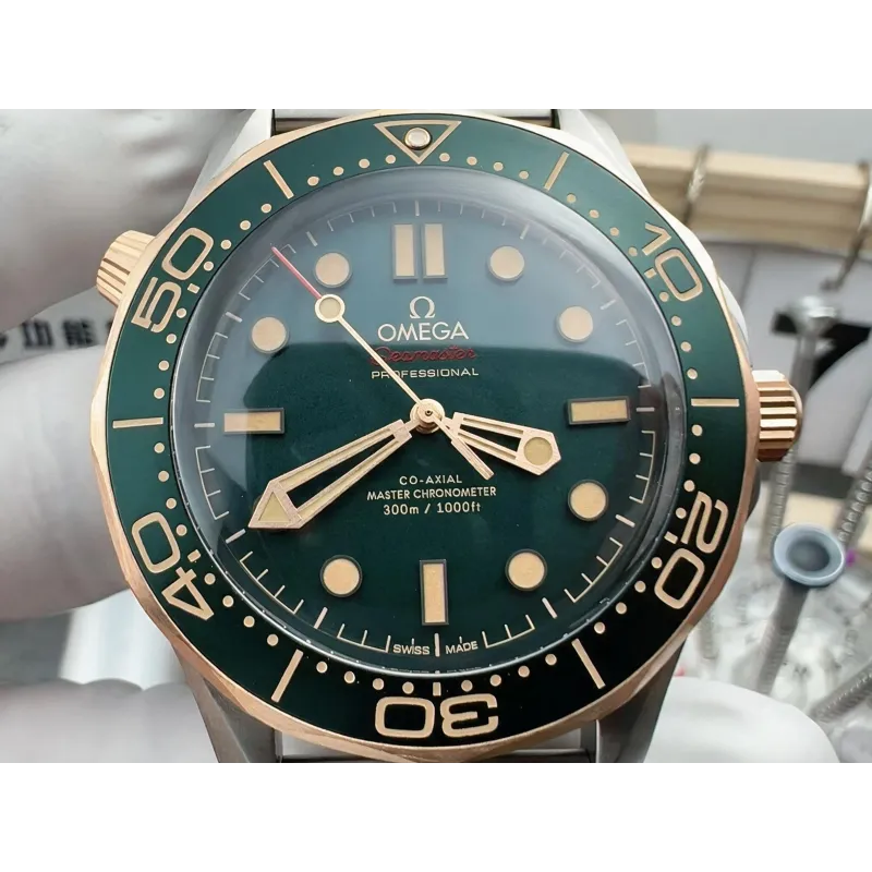 Omega Seamaster 210.92.42.20.10.001 Replica - Green Dial Fluted Bezel
