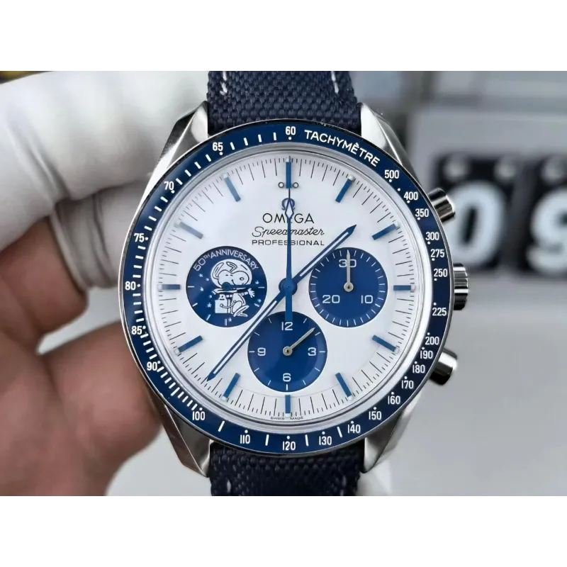 Omega Speedmaster 50th Anniversary Snoopy 310.32.42.50.02.001 Replica - White Dial