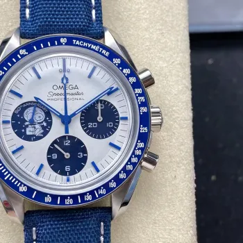 Omega Speedmaster Snoopy 310.32.42.50.02.001 Replica - Silver Dial Stainless Steel