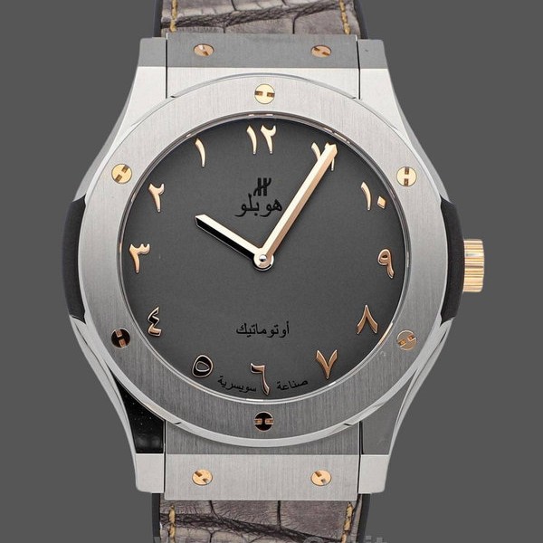 Mens Hublot Classic Fusion Limited Edition 42MM 511.NX.5710.LR.SDQ12 Grey Replica Image