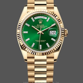 Men's Rolex Submariner 40-16613T, 18K, Champagne Diamond Dial, Black Bezel, Gold Champagne Dial